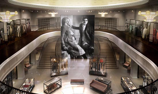 Burberry cria experiência de consumo de luxo